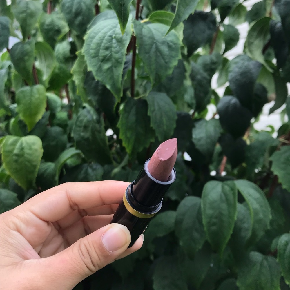 Halal and Vegan Lipsticks